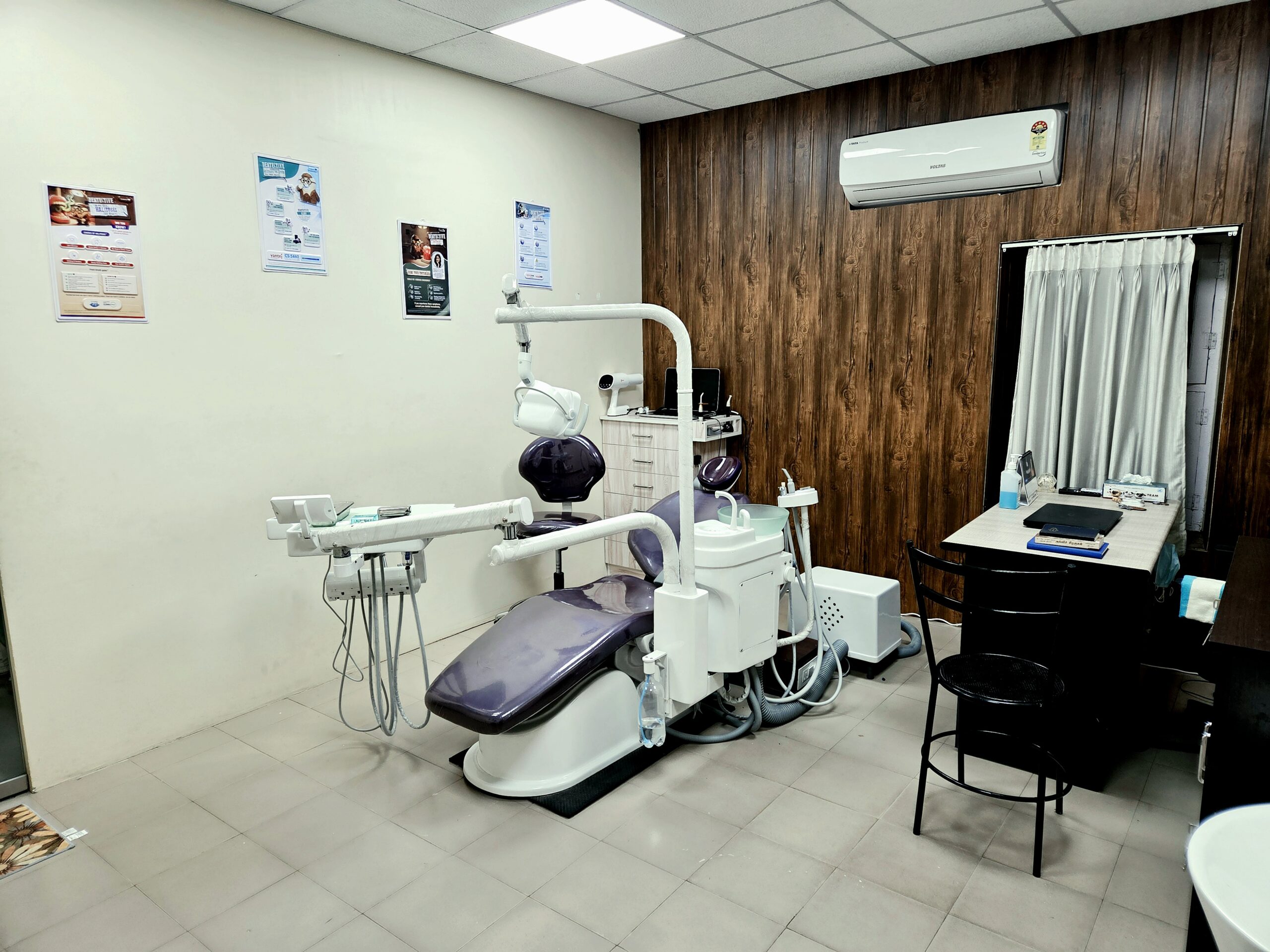 Consultation Room in Elegance Dental Clinic, tenkasi road, rajapalayam
